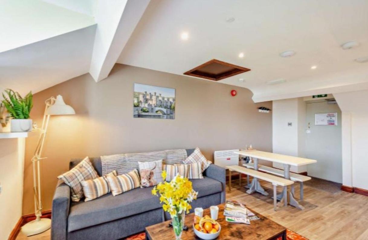 Lion Hotel & Studio Apartments Criccieth Exterior foto